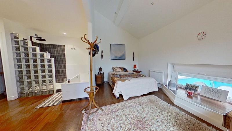 Maison de ville - 200 m² - 5 pièces