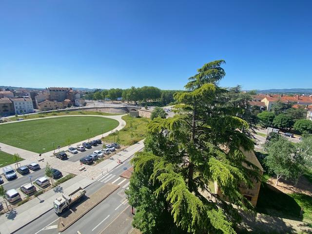 Appartement - 130 m² - 6 pièces