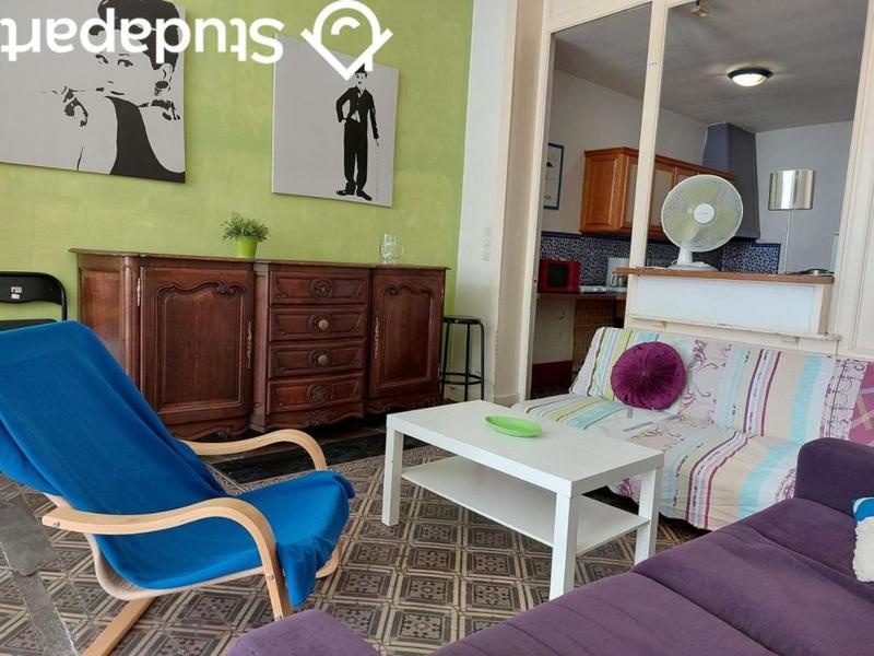 Chambre - 8 m² - 1 pièce