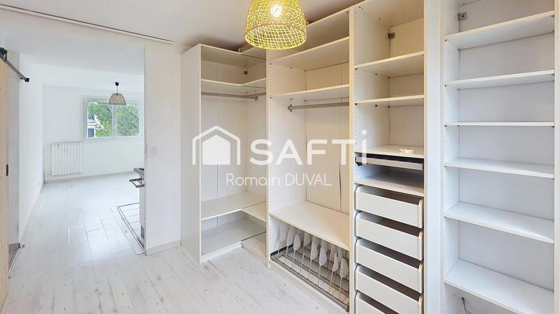 Appartement - 81 m² - 5 pièces