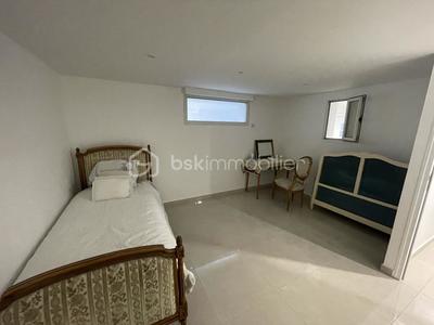 Appartement - 94 m² - 4 pièces