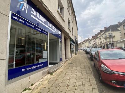 Local commercial - 77 m²
