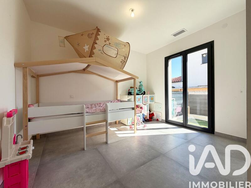 Maison - 95 m² - 4 pièces