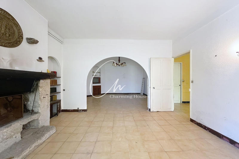 Propriété - 225 m²