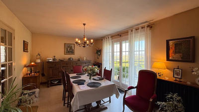 Maison - 89 m² - 5 pièces