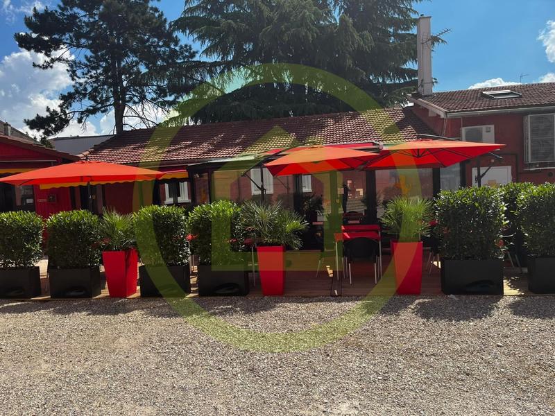 Fonds de commerce - 700 m²