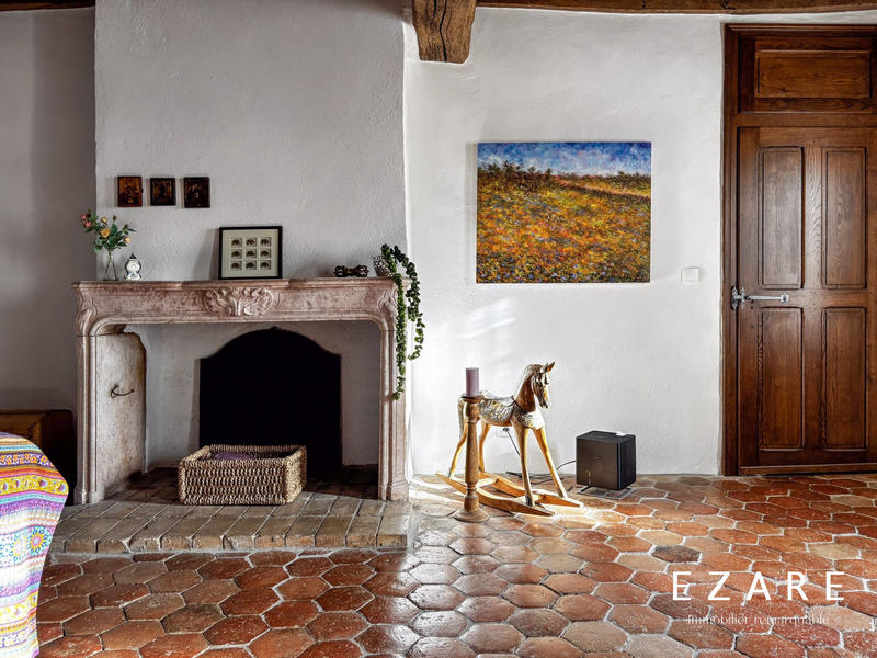 Maison - 380 m² - 11 pièces