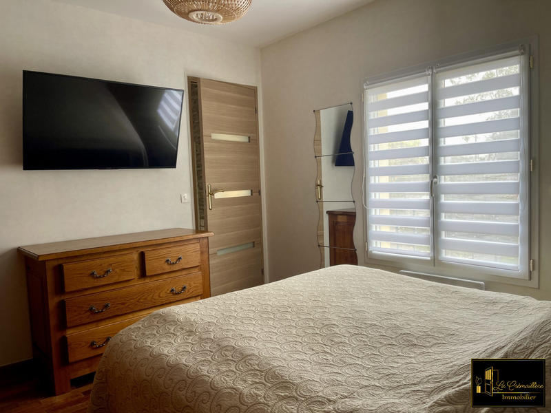 Maison - 163 m² - 9 pièces