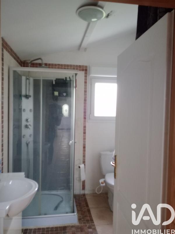 Maison - 235 m² - 10 pièces