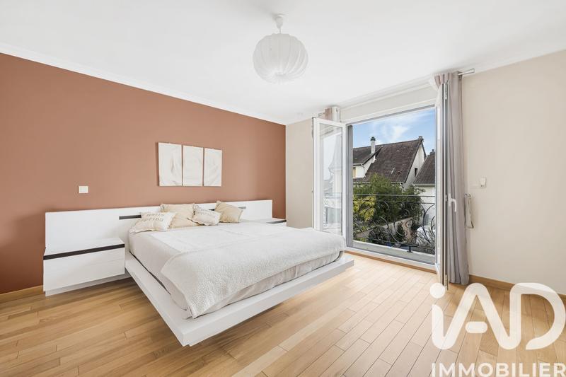 Maison - 162 m² - 7 pièces