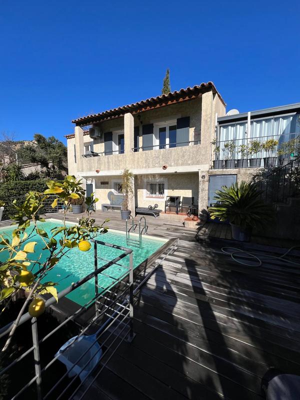 Maison - 120 m² - 5 pièces