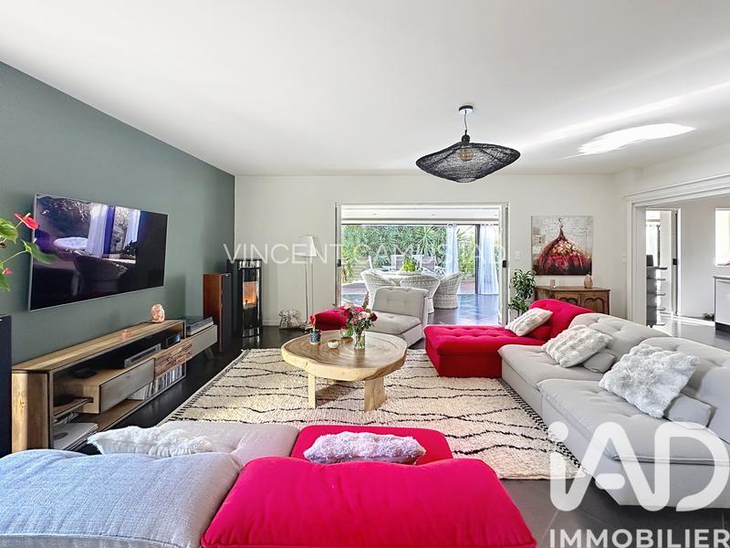 Maison - 177 m² - 6 pièces