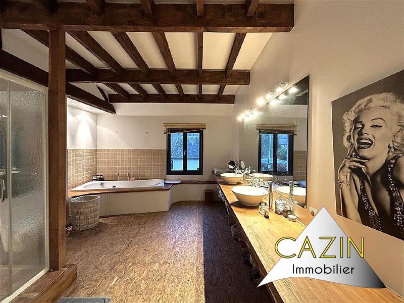 Maison - 418 m² - 10 pièces