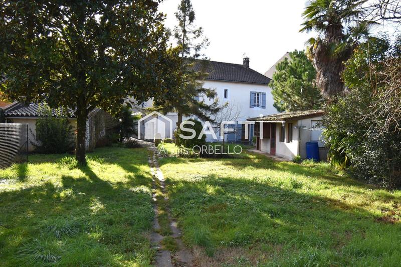 Maison - 250 m² - 8 pièces