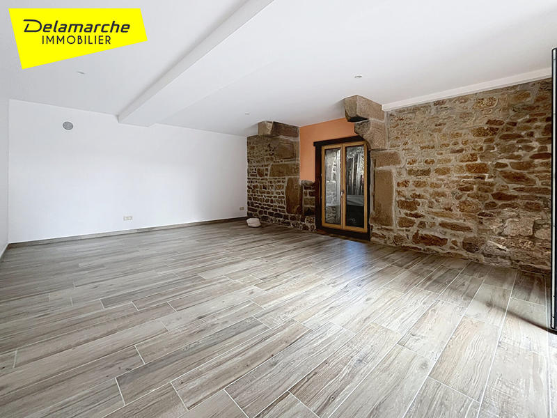 Maison - 163 m² - 9 pièces