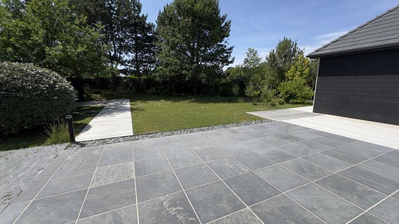 Maison - 170 m² - 5 pièces