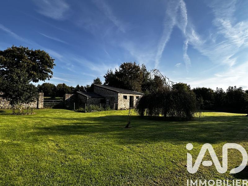 Maison - 202 m² - 6 pièces