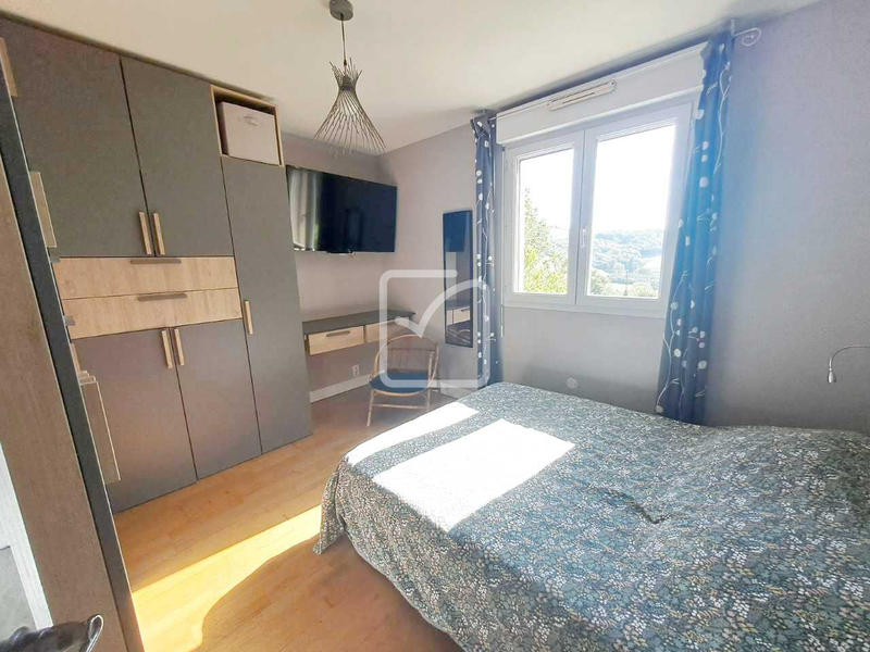 Maison - 114 m² - 6 pièces