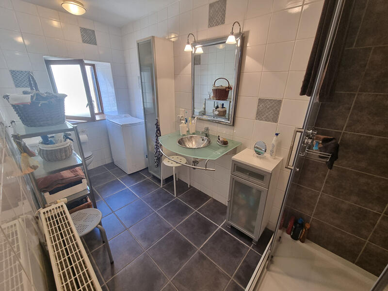 Maison - 84 m² - 4 pièces