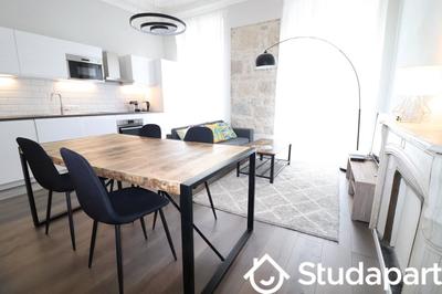 Chambre - 13 m² - 1 pièce