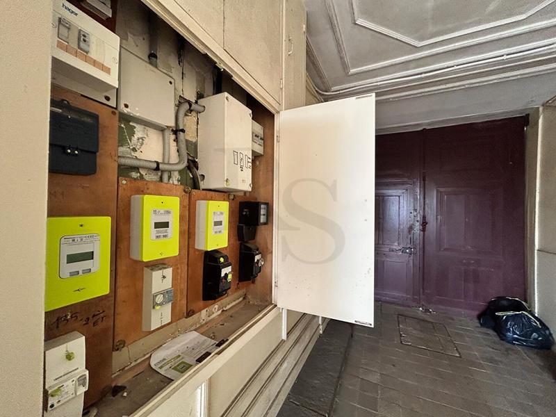 Immeuble - 8 pièces