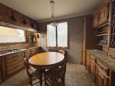 Maison - 76 m² - 4 pièces