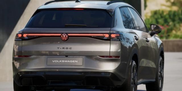 Volkswagen t-Roc 1.5 eTSI Evo2 Hybrid 150 ch Dsg7 R-Line (Dispo Avril)