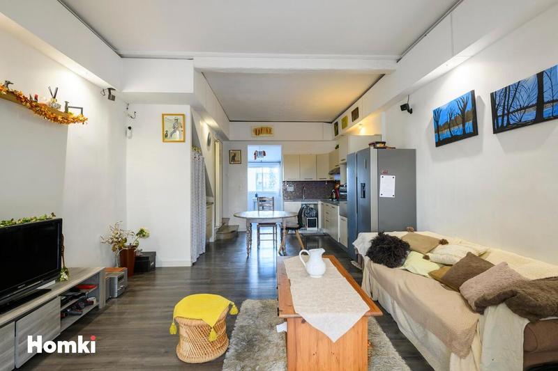 Appartement - 90 m² - 3 pièces