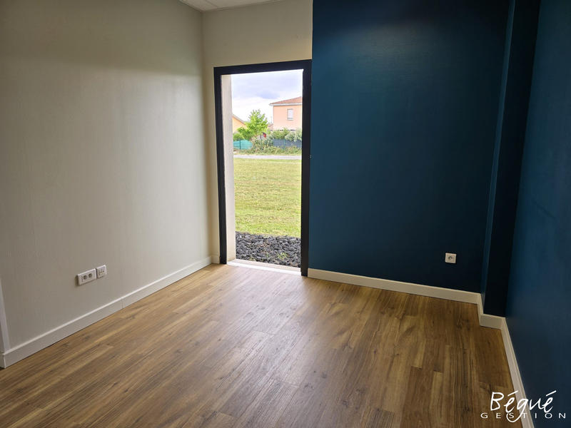 Local d'activités - 23 m² - 2 pièces