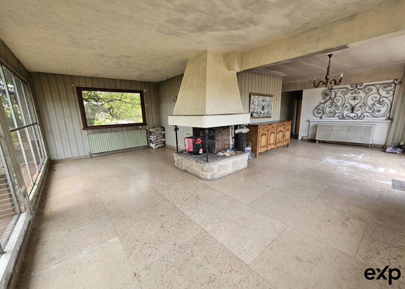 Maison - 165 m² - 8 pièces