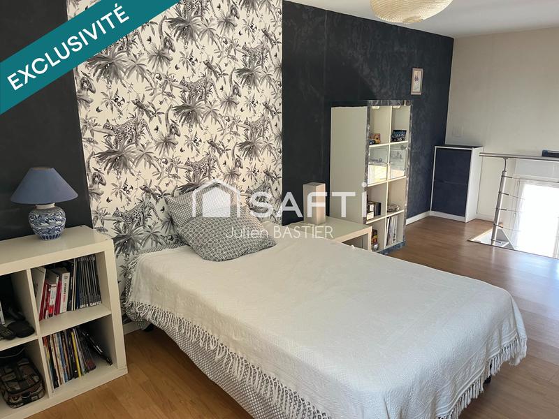 Maison - 95 m² - 4 pièces