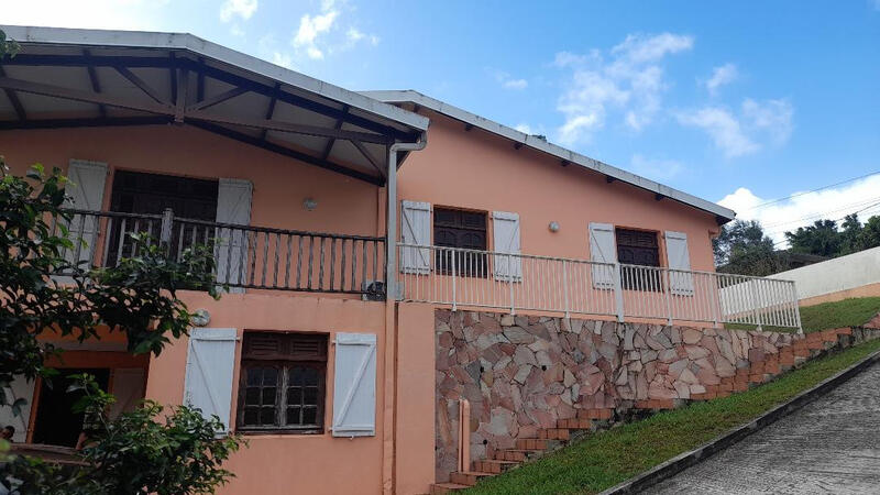 Maison - 148 m² - 5 pièces