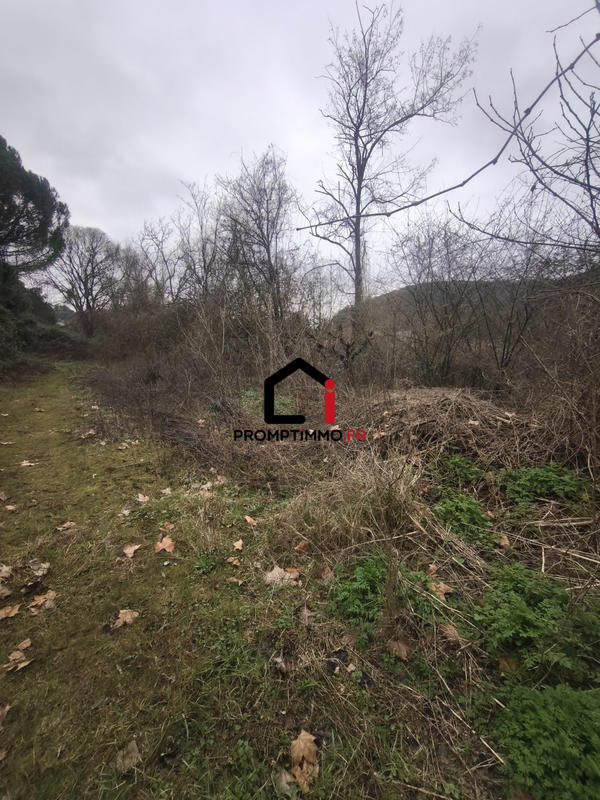 Terrain de loisirs - 2 110 m²