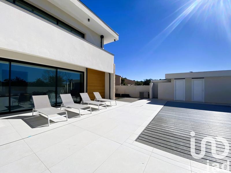 Maison de maîtres - 238 m² - 5 pièces