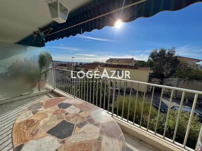 Appartement - 91 m² - 3 pièces