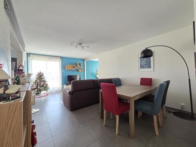 Appartement ancien - 83 m² - 4 pièces