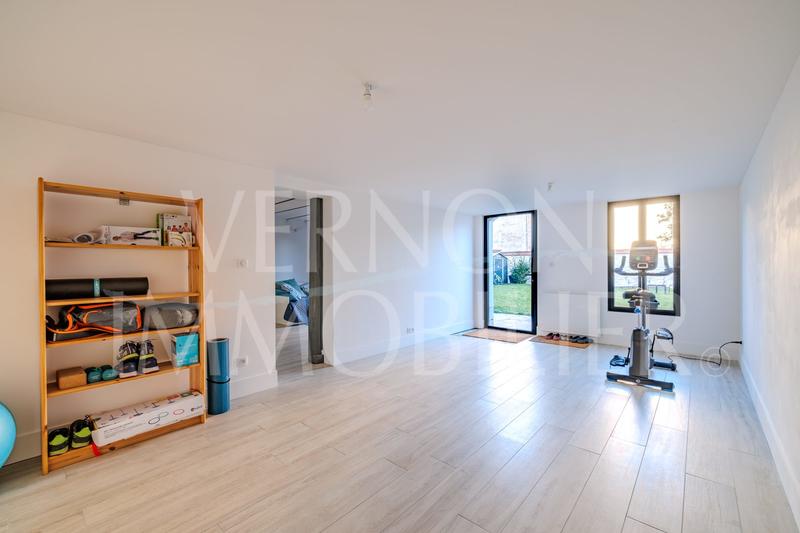 Maison - 143 m² - 7 pièces