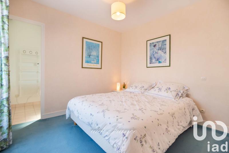 Maison - 246 m² - 9 pièces