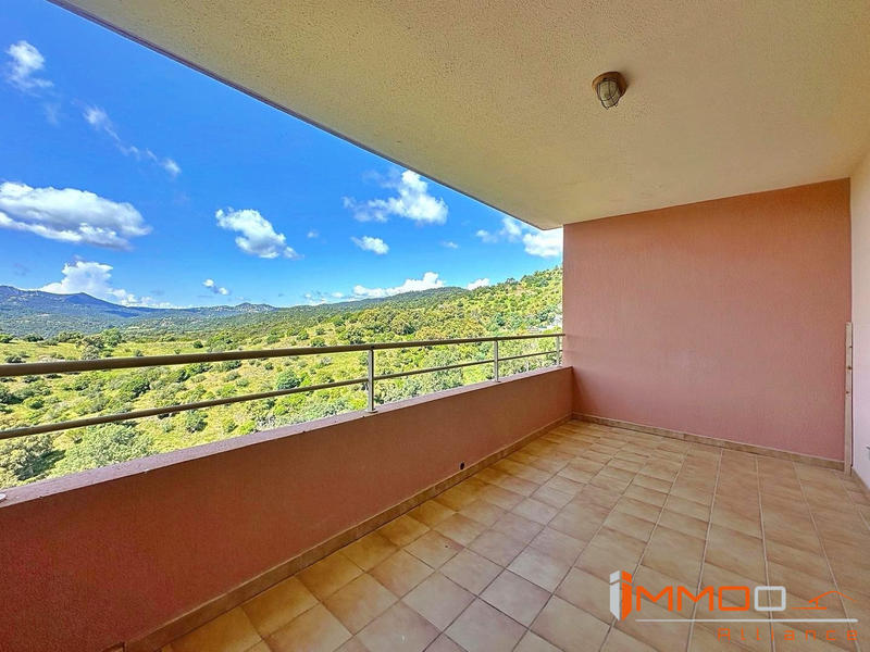 Appartement - 80 m² - 3 pièces