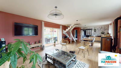 Maison - 139 m² - 6 pièces