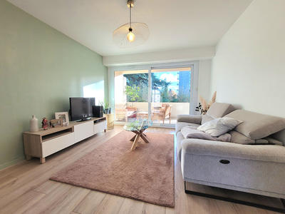 Appartement - 80 m² - 3 pièces