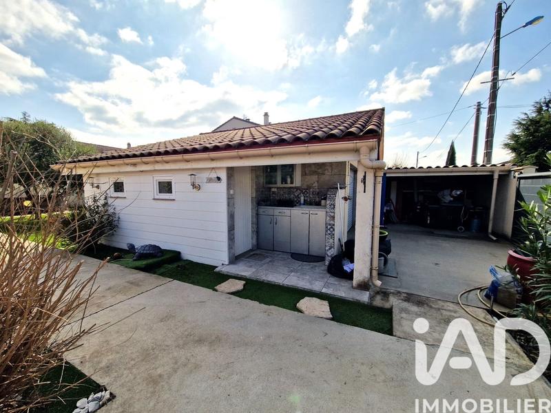 Maison - 90 m² - 5 pièces