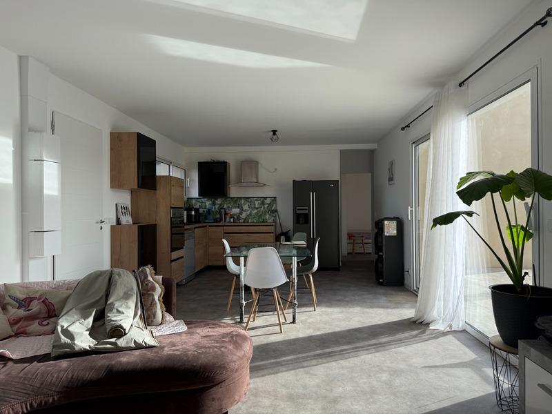 Maison - 112 m² - 6 pièces