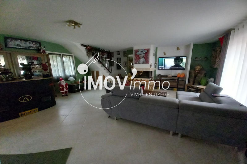 Villa - 185 m² - 8 pièces