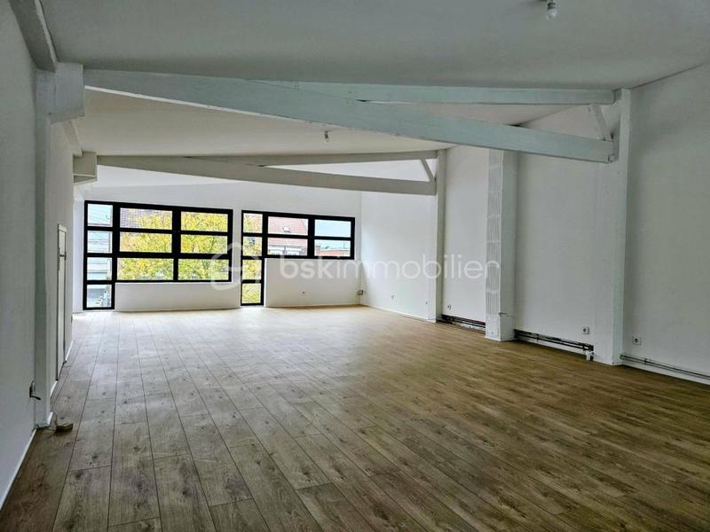 Loft - 172 m² - 7 pièces