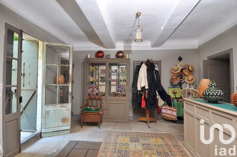 Maison - 445 m² - 14 pièces