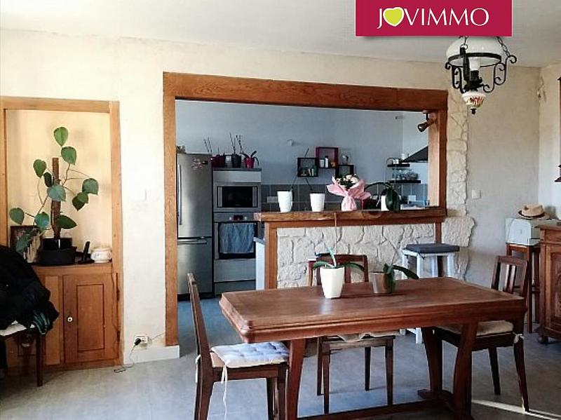 Maison - 218 m² - 8 pièces