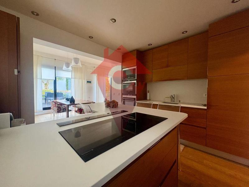 Maison d'architecte - 204 m² - 9 pièces