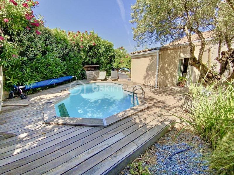 Villa - 178 m² - 6 pièces