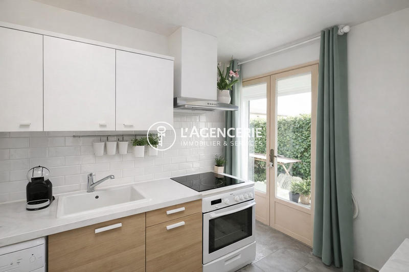 Maison - 95 m² - 4 pièces